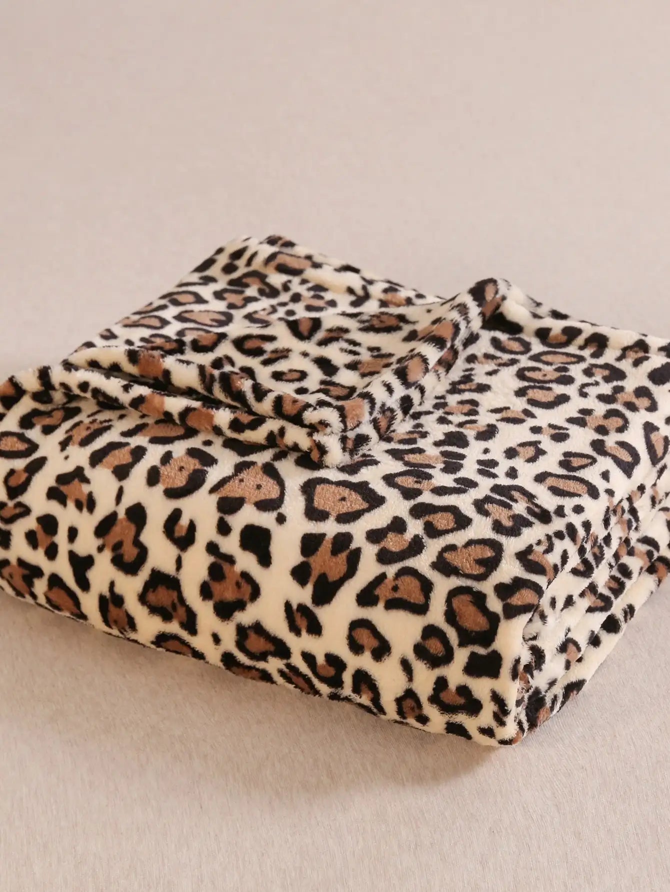 LuxeFéline | Couverture Fleece Léger Inspirée du Luipaard