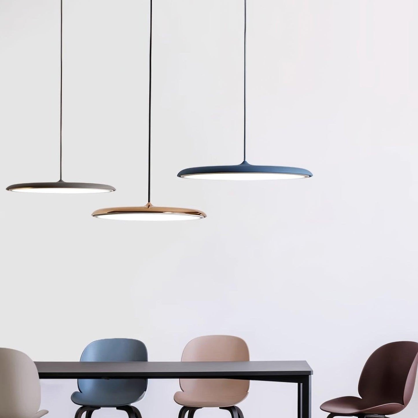 LumièrePure | Suspension Minimaliste avec Ambiance Chaleureuse